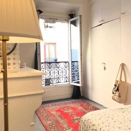 Cosy A Montmartre, A 15 Min Du Sacre-coeur Parigi